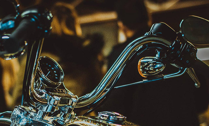 Annunci usato Harley Davidson: VENDO MANUBRIO HARLEY HOLLYWOOD - Mercatino Harley Annunci usato Harley Davidson: VENDO MANUBRIO HARLEY HOLLYWOOD - Mercatino Harley